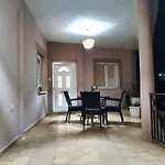 بيت للعطل Private Meteora Panorama Garden كالامباكا