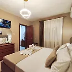 Private Meteora Panorama Garden بيت للعطل