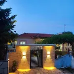 Private Meteora Panorama Garden * كالامباكا