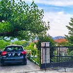 Private Meteora Panorama Garden بيت للعطل *