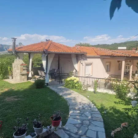 Nyaraló Private Meteora Panorama Garden Kalambáka