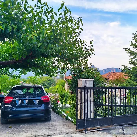 Private Meteora Panorama Garden Дом отдыха *
