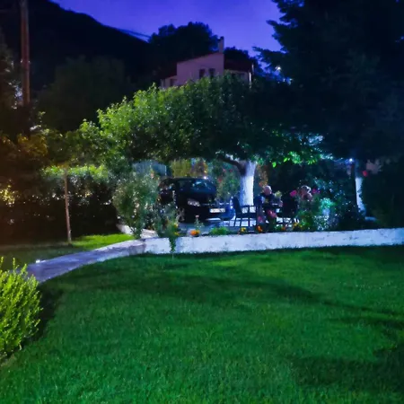 Private Meteora Panorama Garden * Калампака