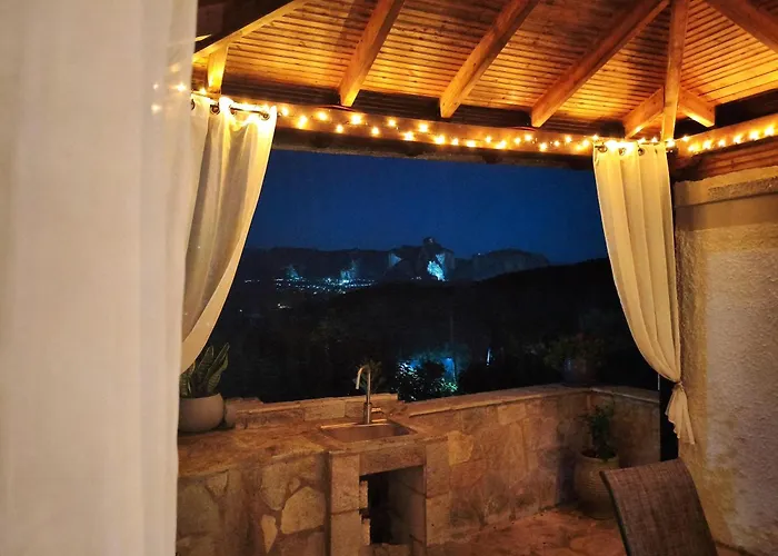 Private Meteora Panorama Garden Nyaraló *